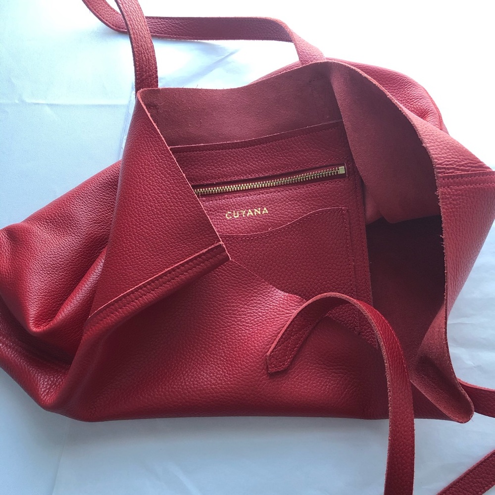 Cuyana Classic Unstructured Tote